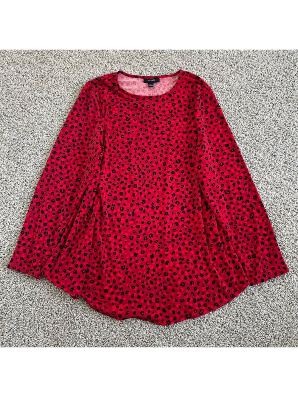 Alfani Red Leopard Print Long Sleeve Tunic Top Womens Medium Polyester Blend